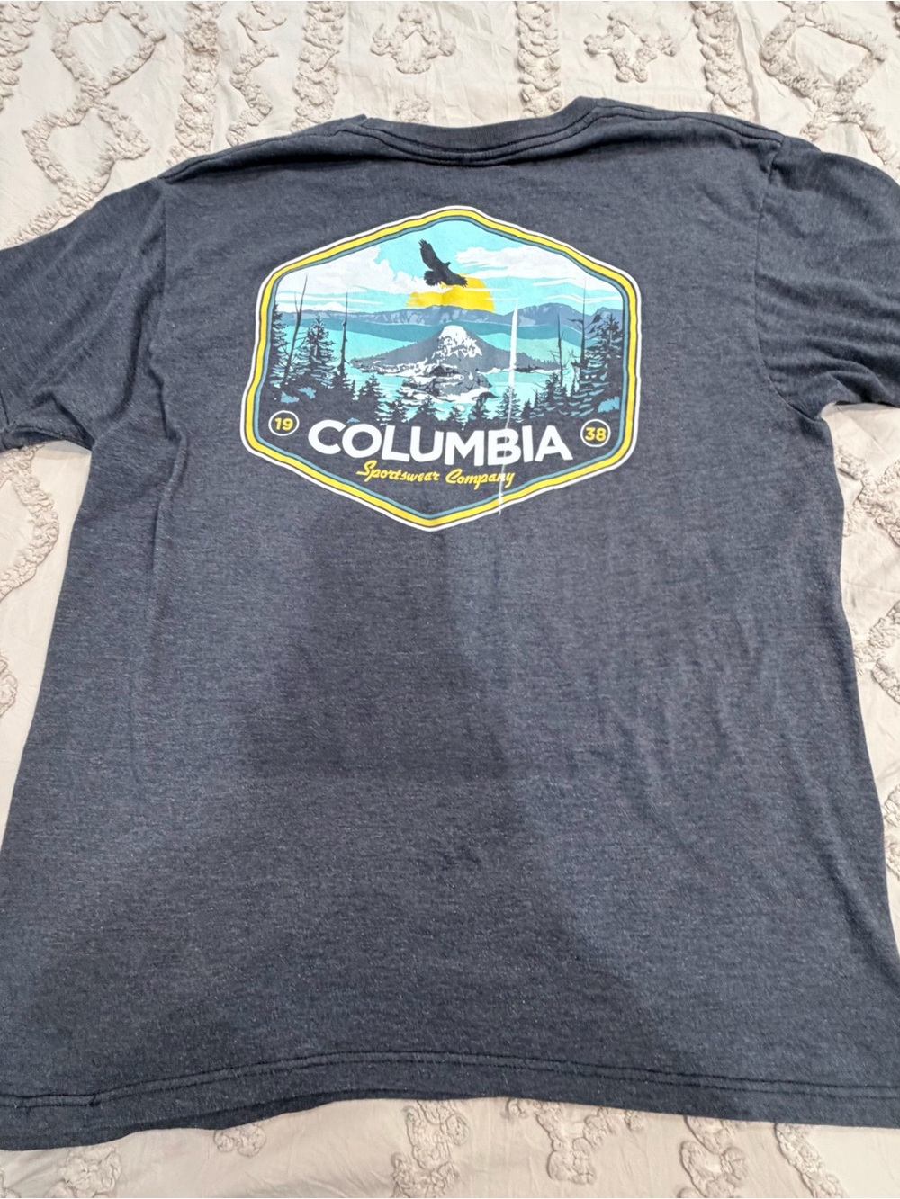 Columbia Men's Short-Sleeve Graphic Tee - Navy Mountain Patch